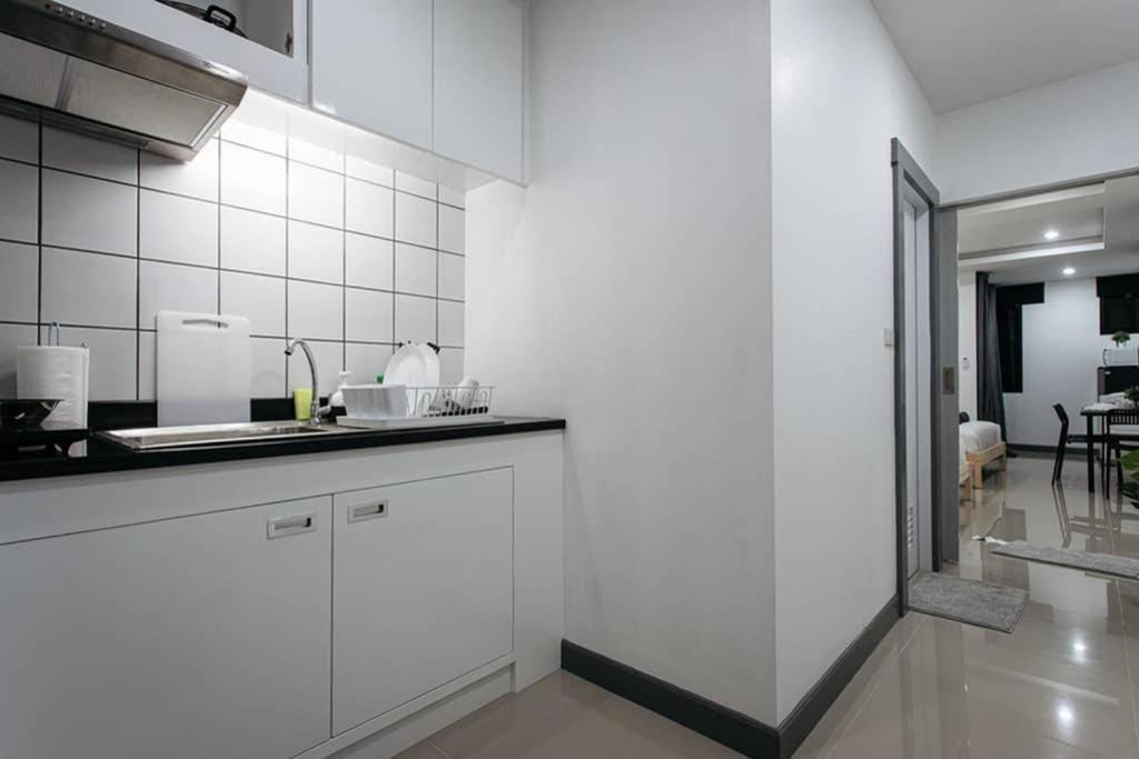 Apartament P2 Silom Large 2Beds Full Kitchen Wifi 4-6Pax Bangkok Zewnętrze zdjęcie