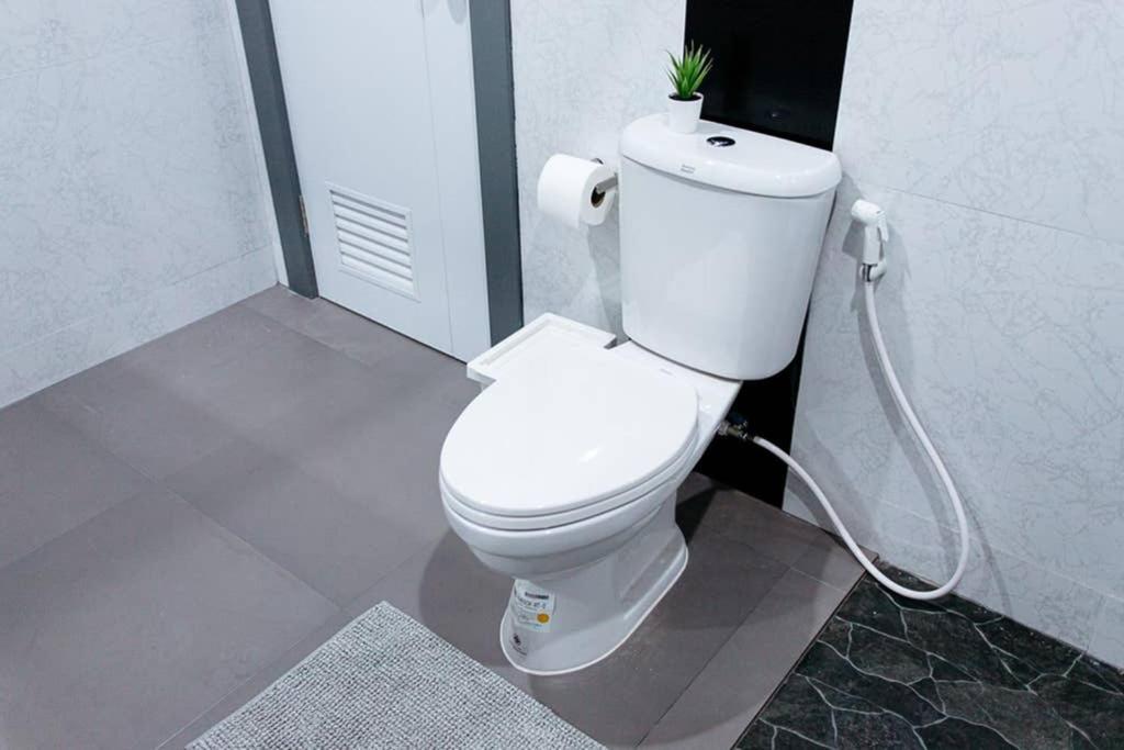 Apartament P2 Silom Large 2Beds Full Kitchen Wifi 4-6Pax Bangkok Zewnętrze zdjęcie